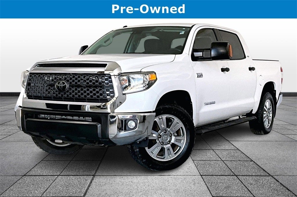 Used 2018 Toyota Tundra SR5 with VIN 5TFDW5F10JX776196 for sale in Kansas City